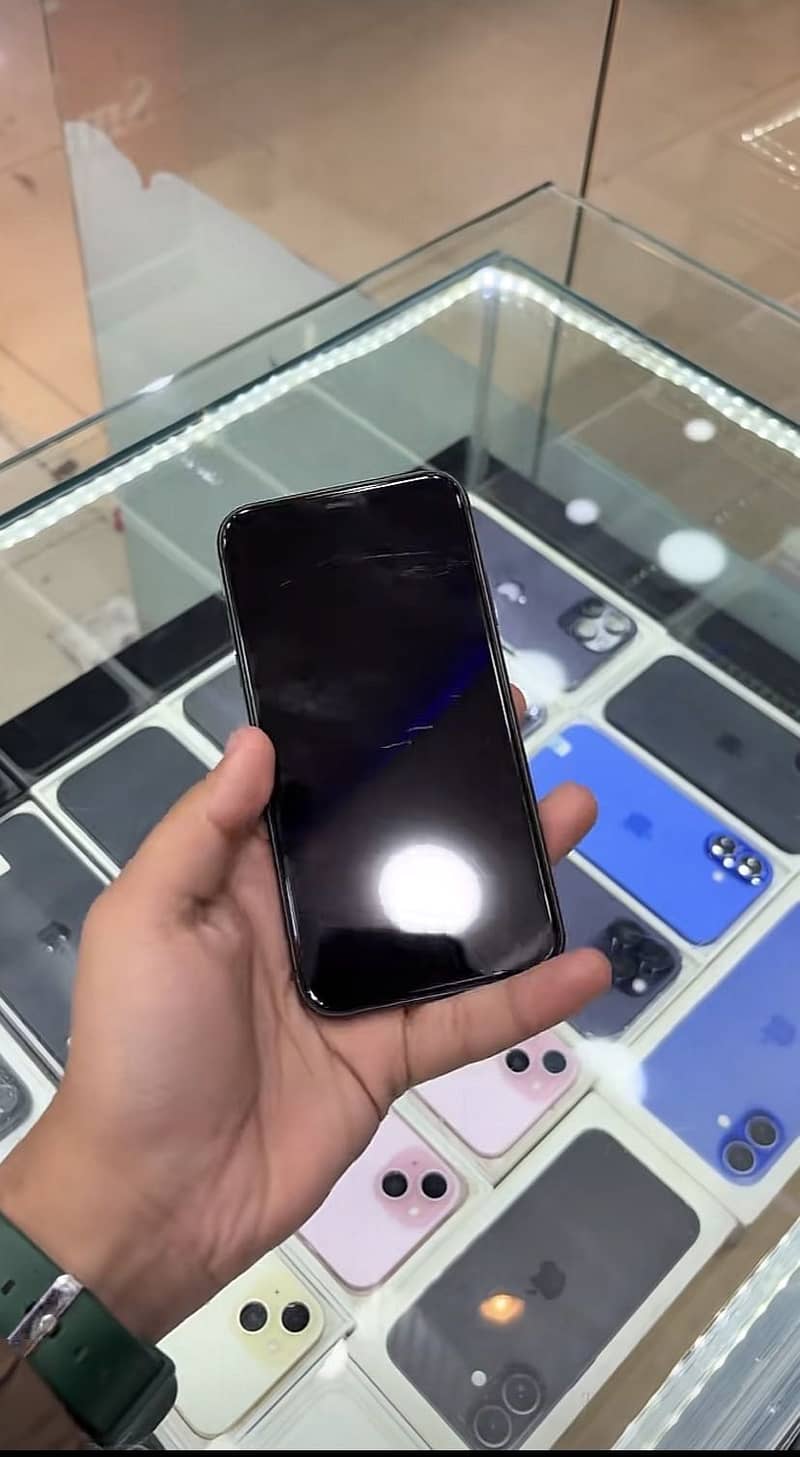 Apple iPhone 11 1