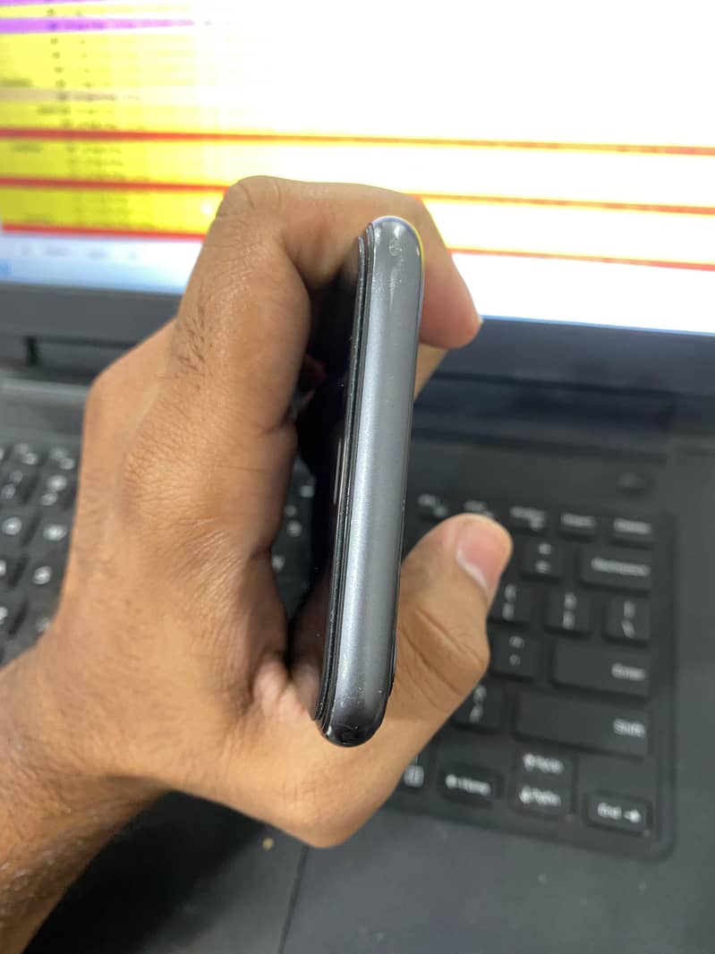 Iphone 11 3