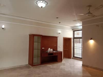 10 Marla Upper Portion Available In Abdalian Society C Block Near By Pcsir Phase 2 And UCP University