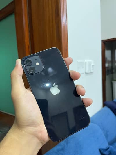 Apple iPhone 12