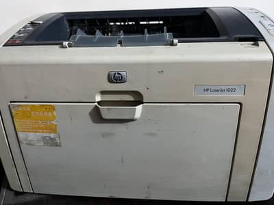 HP Laser Jet 1022 Urgent sale