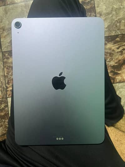 iad air 5 m1