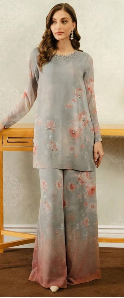 2 piece stitched dress size extra small