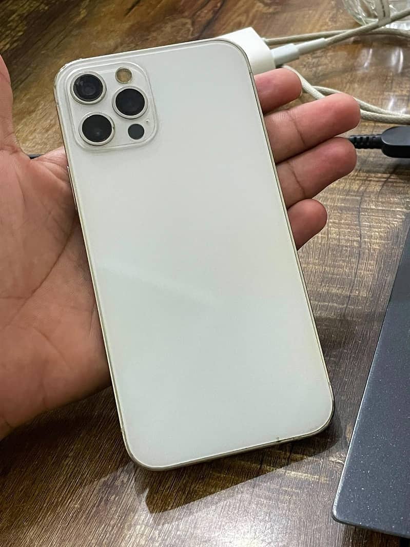 Apple iPhone 12 Pro 0