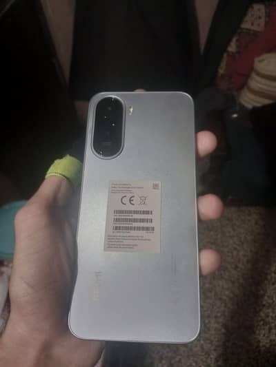 redmi A7 pro new model 6G 4RAM 7day used with box +charger
