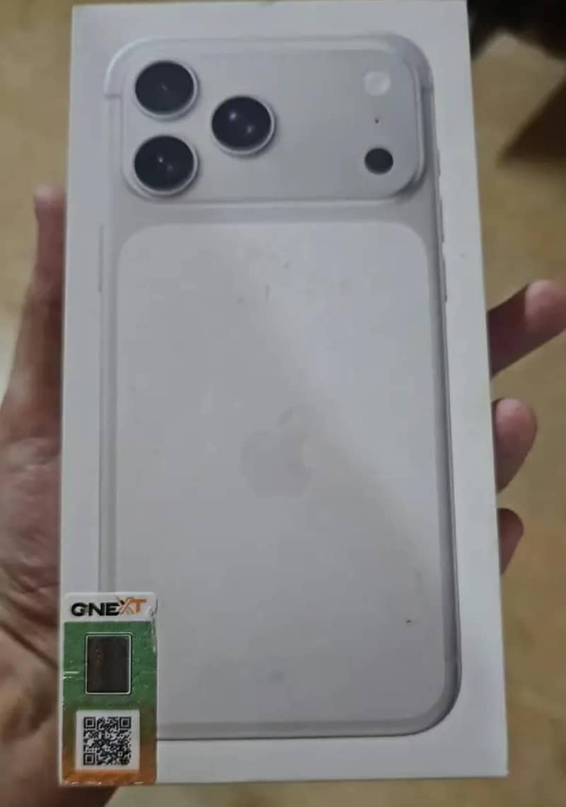 Apple iPhone 17 Pro Max 0