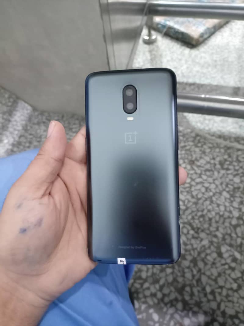 One Plus 6T 3