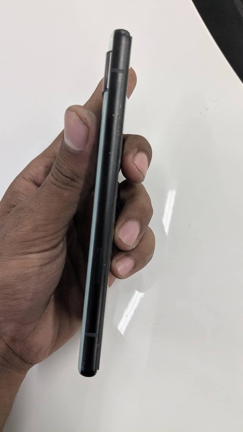 Google Pixel 6a 5