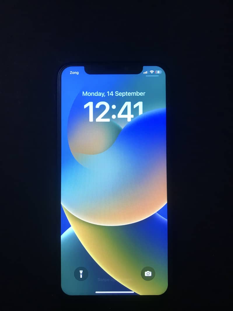 Apple iPhone X 3