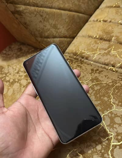 One Plus 9 Pro 5g 12+12/256