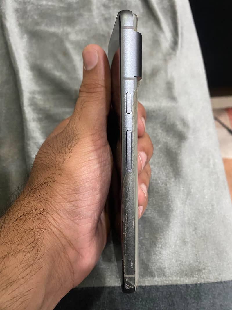 Google Pixel 8 3
