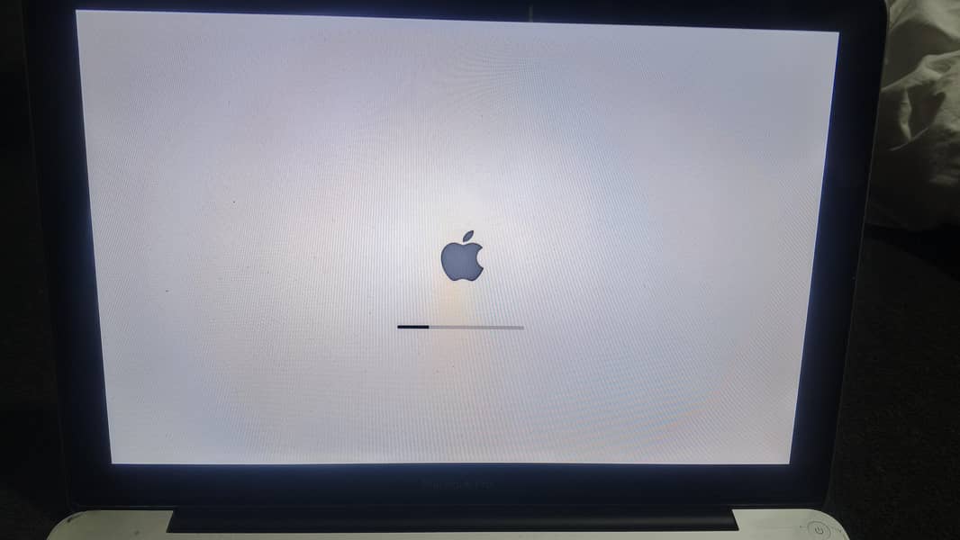 MacBook Pro 2011 model 3
