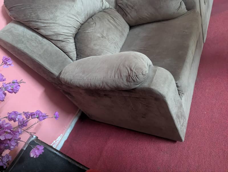 5- seater sofa set 5