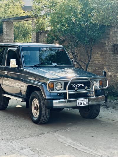 Toyota Land Cruiser 1986