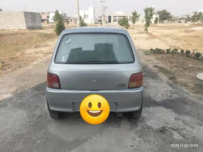 Daihatsu Cuore 2011