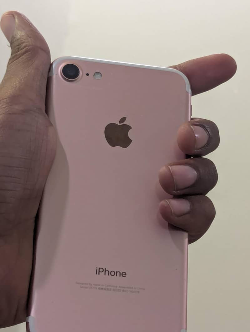 Apple iPhone 7 6