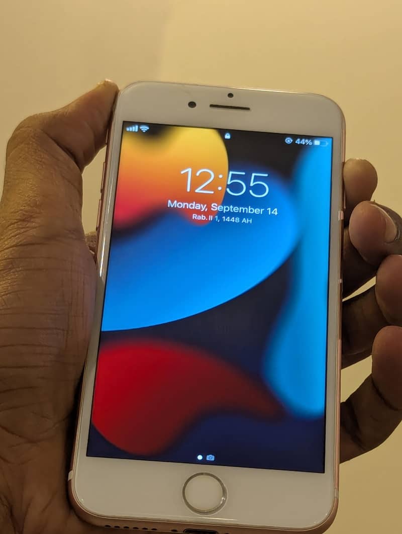 Apple iPhone 7 7