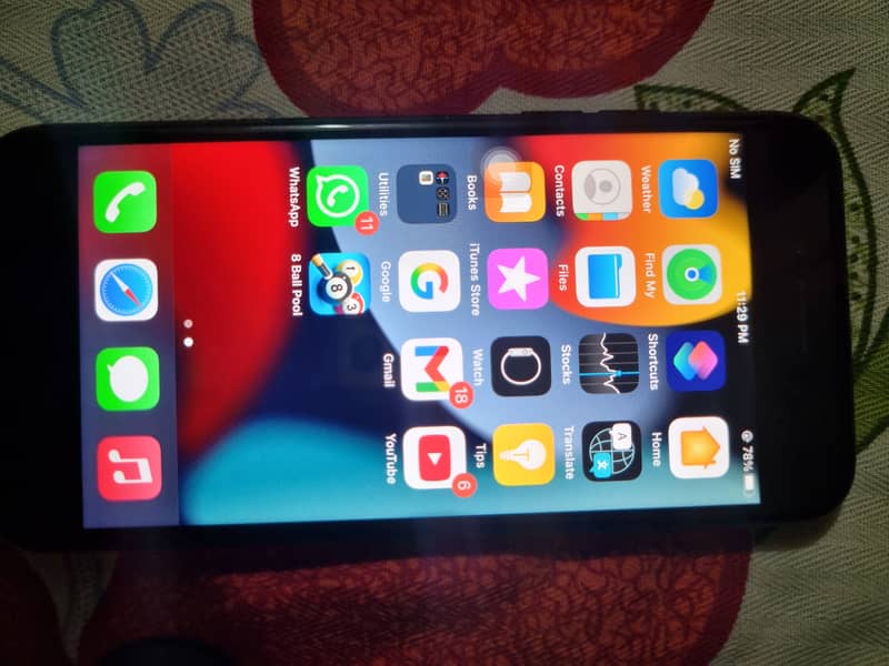 Apple iPhone 7 1