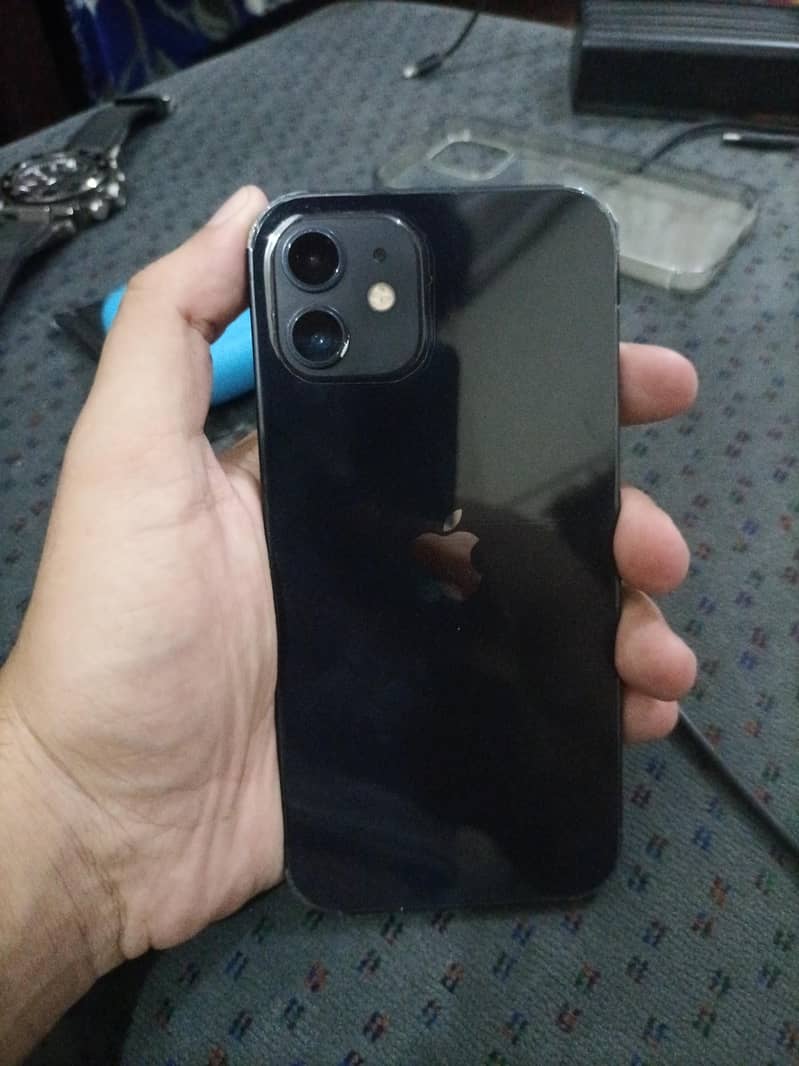 Apple iPhone 12 0