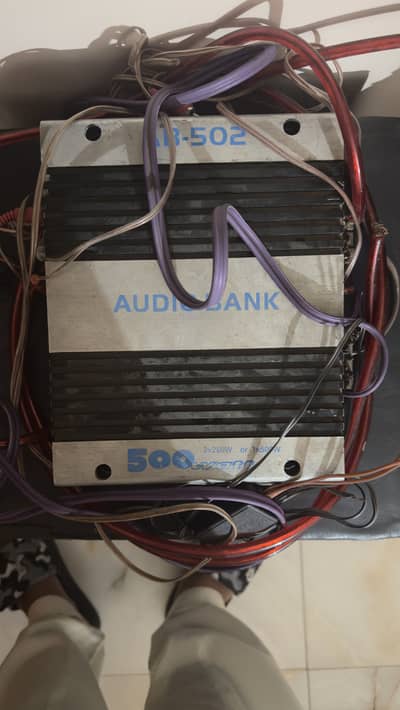 2 way amplifier in working condition good sound