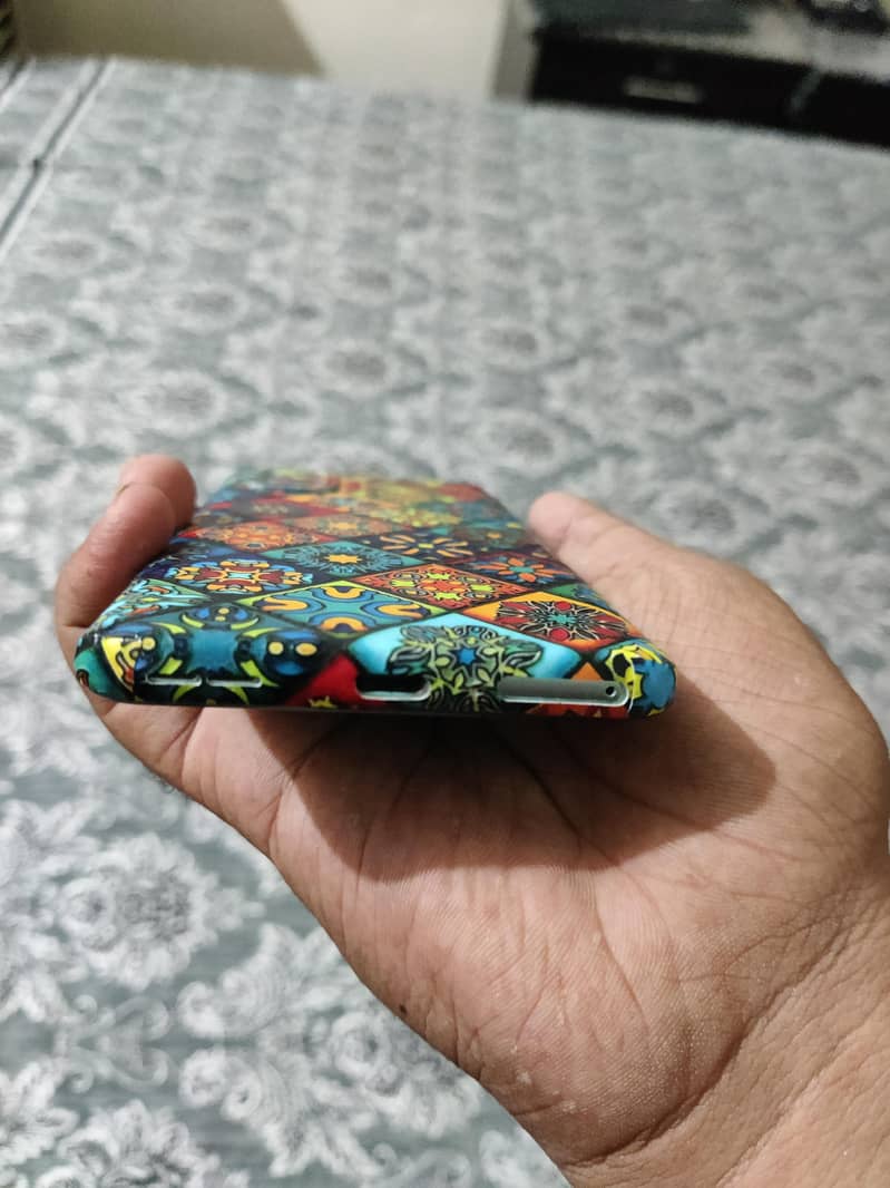 One Plus 8T 4