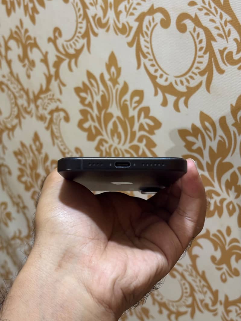 Apple iPhone 16 Plus 5