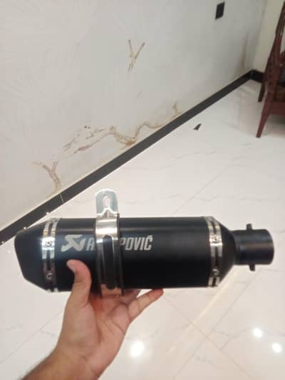 Akrapovic exhaust with db killer and all accessories only 3 days used