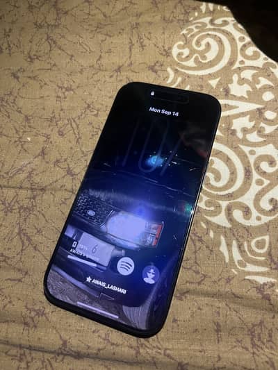 Apple iPhone 16 Pro