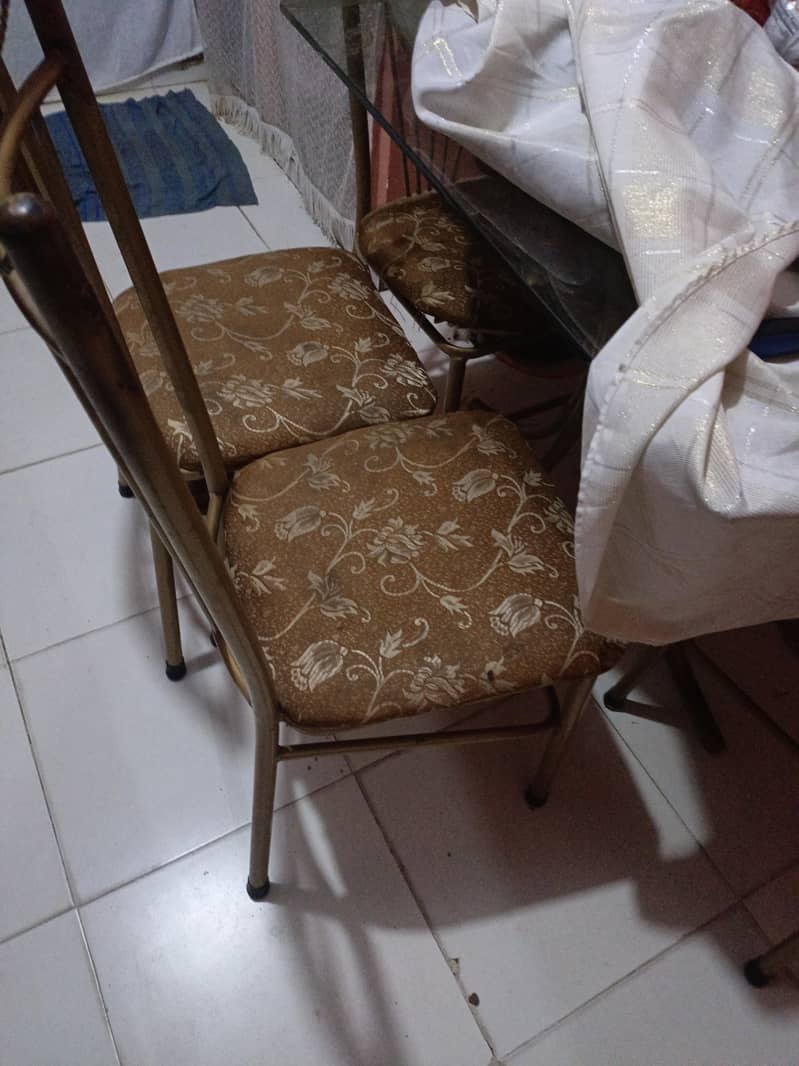 iron dining table 3