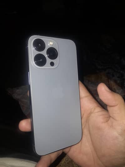 Apple iPhone 13 Pro