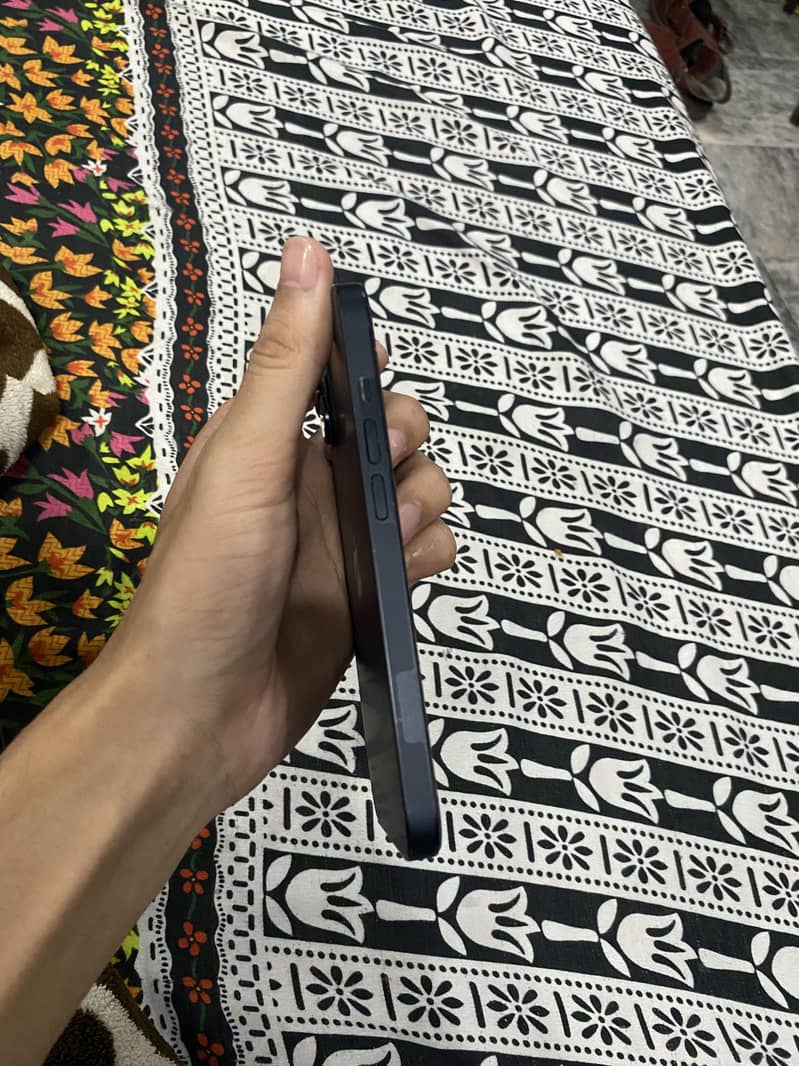 Apple iPhone 14 1