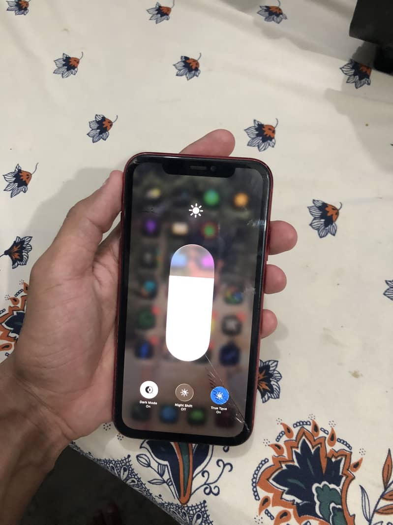 Apple iPhone 11 8