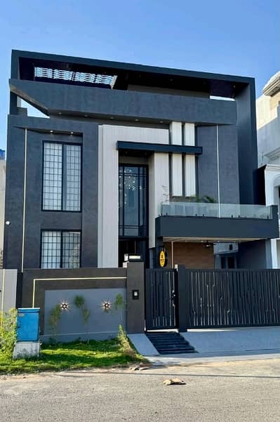 Prime Location 10 Marla House For Sale In Citi Housing Society
