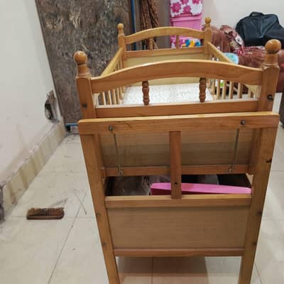 baby cot