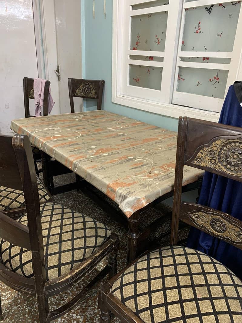 Dinning Table 3