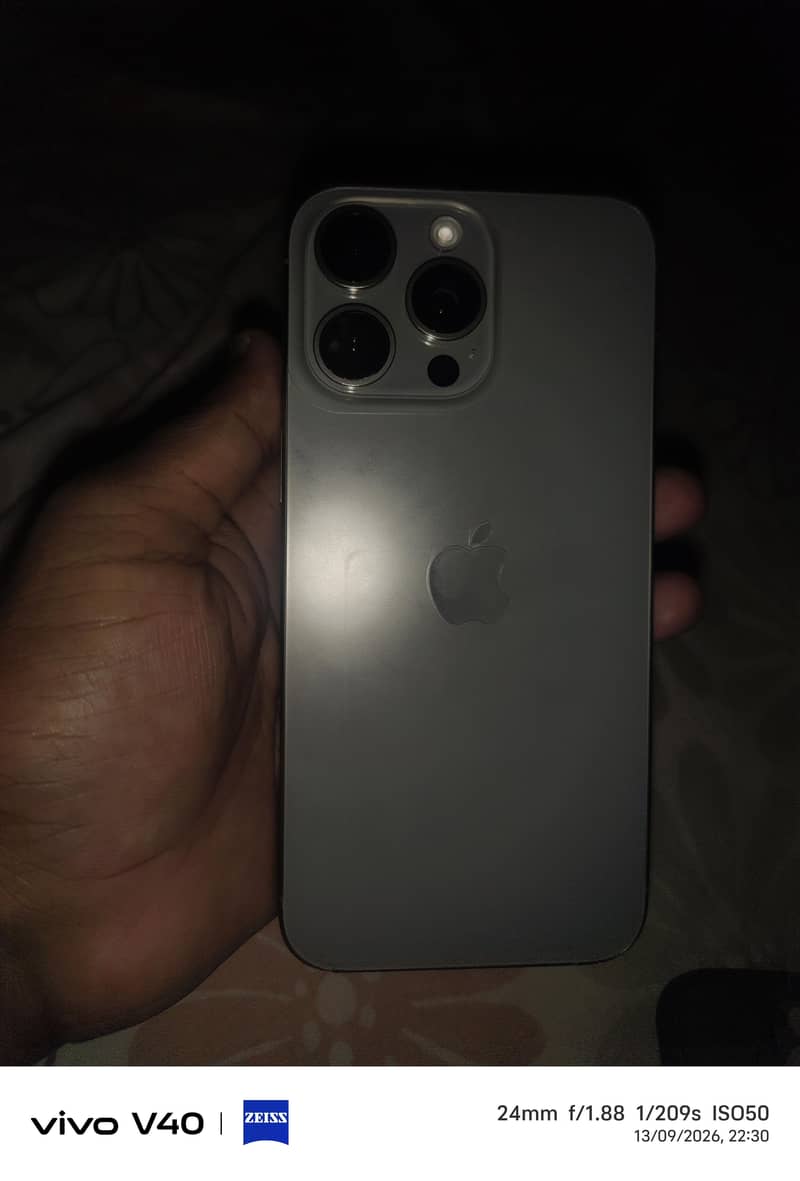 iphone 15 pro max 6