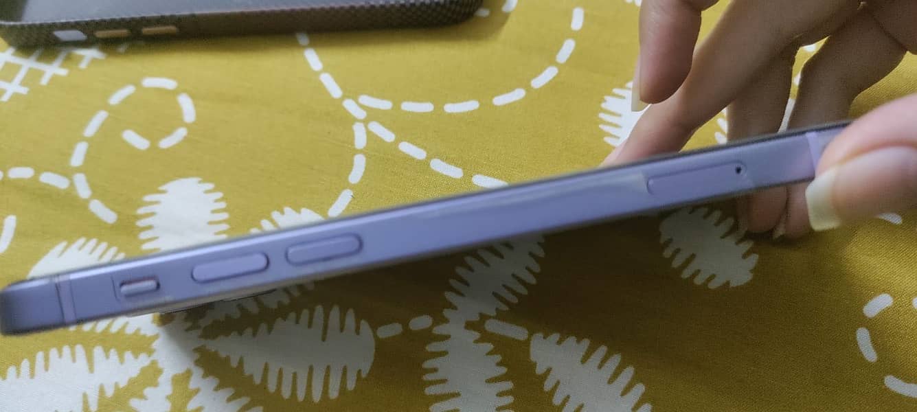 Apple iPhone 12 0