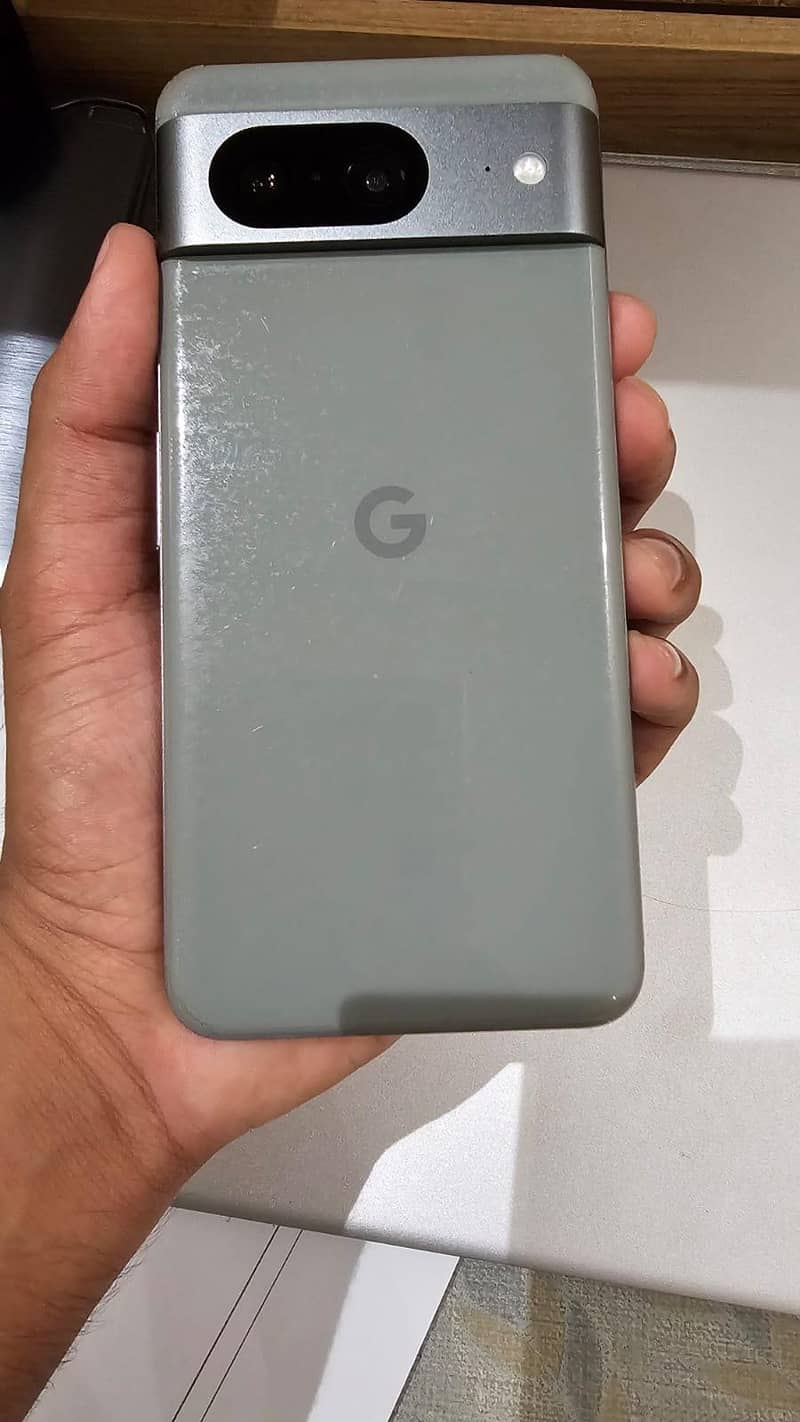 Google Pixel 8 3