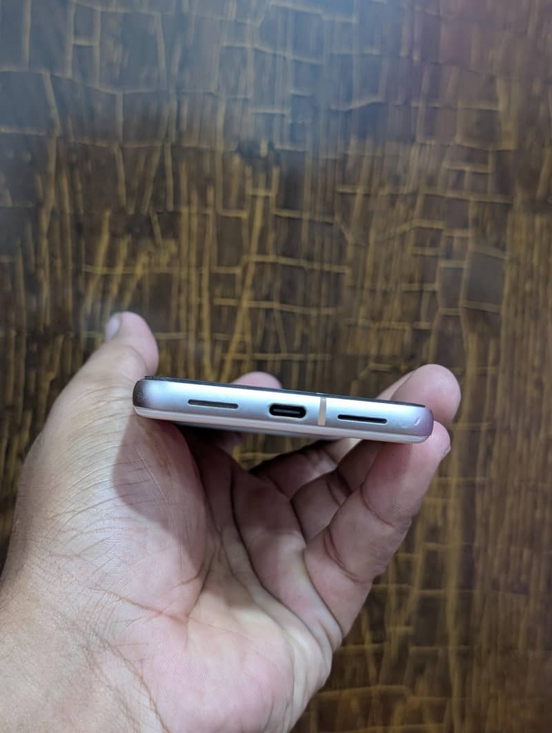 Google Pixel 8 1