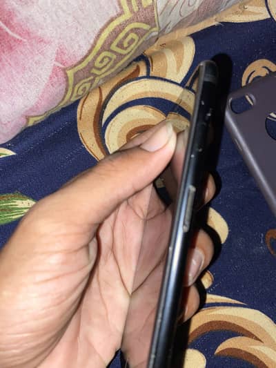 Apple iPhone 7