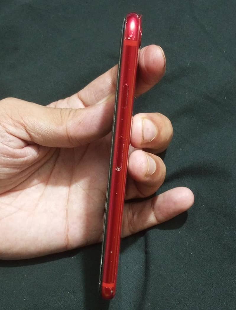 Apple iPhone 8 6