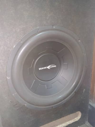 SUBWOOFER SPEEKERS AMPLIFIER