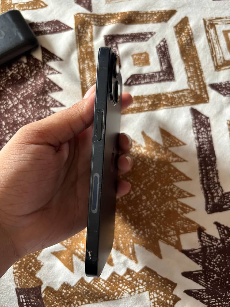 Apple iPhone 14 5