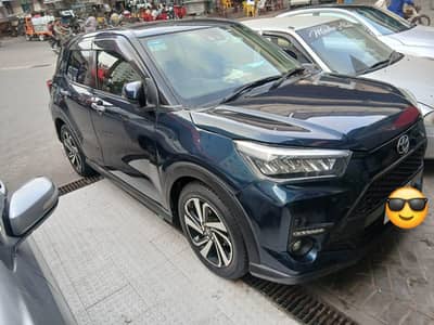 Toyota Raize Z package top of the Lane