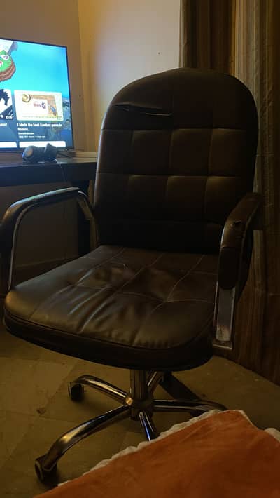 Executive Office Chair