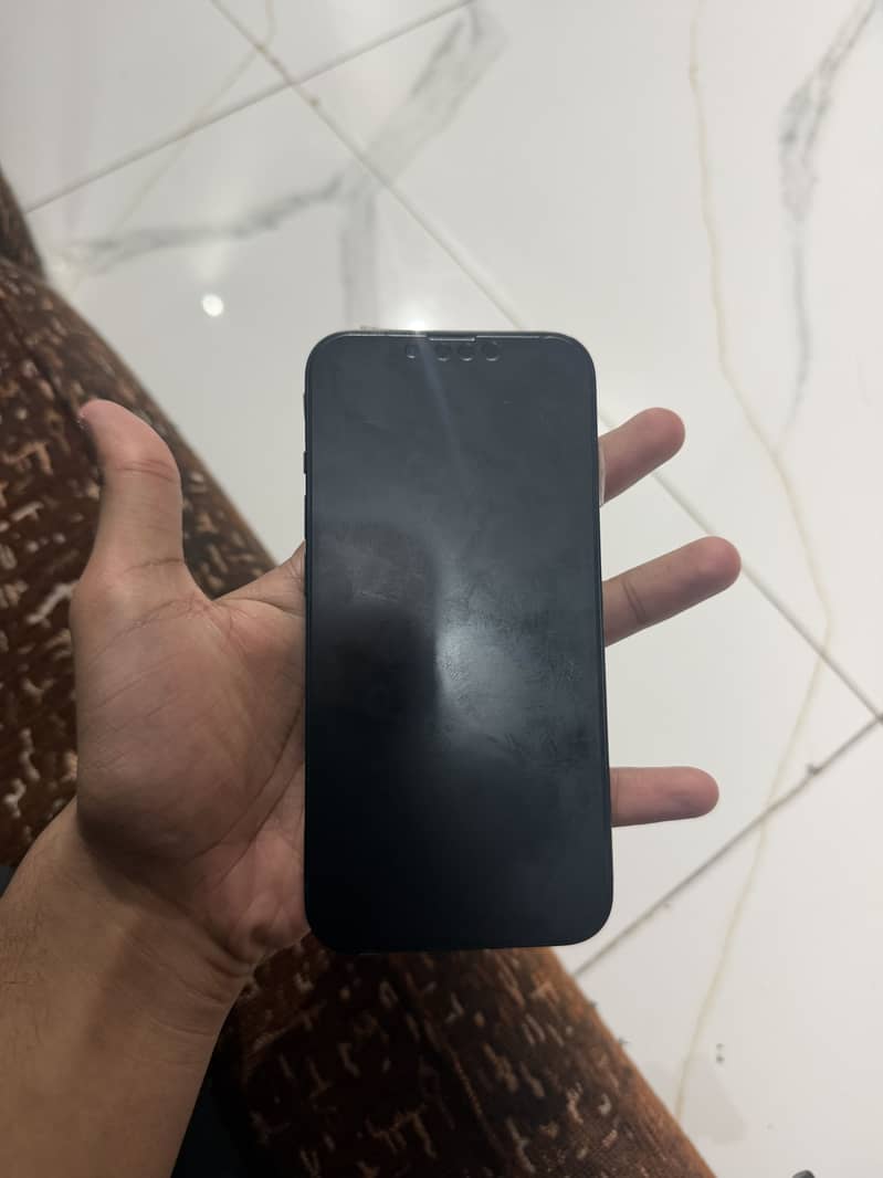 Apple iPhone 13 1