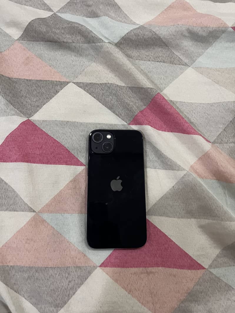 Apple iPhone 13 2