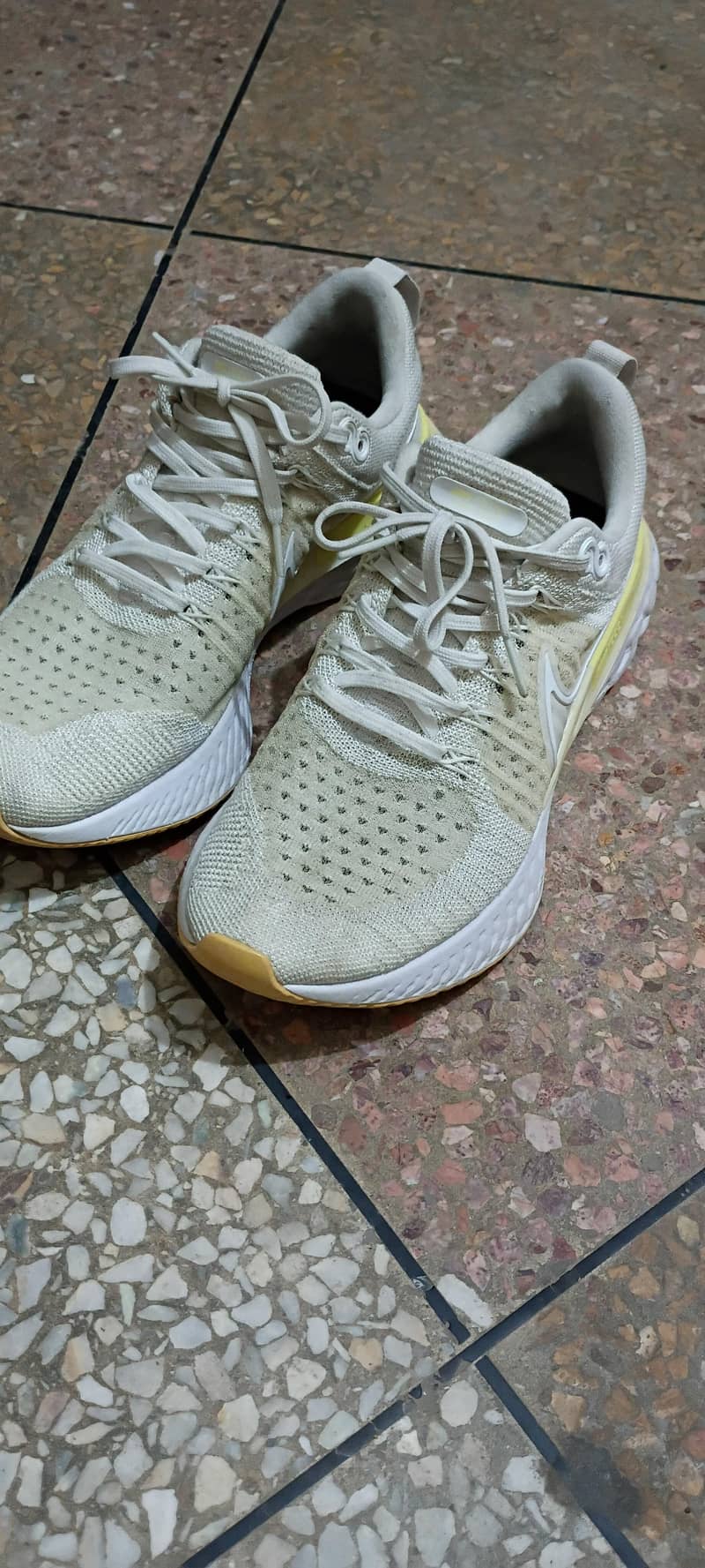 nike react shoes 4