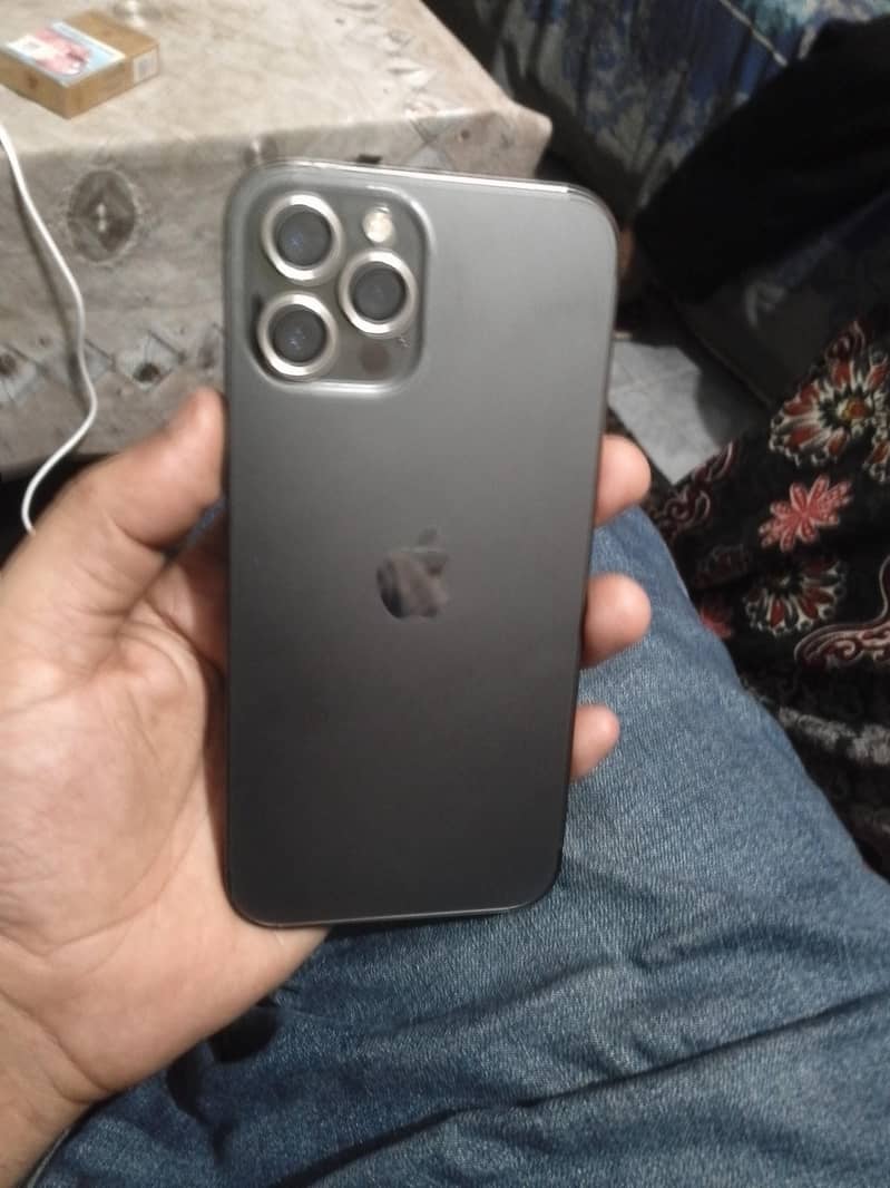 iphone 12 pro 5