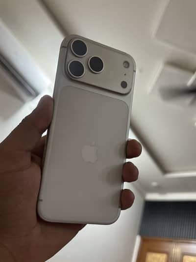 iphone 17 Pro Max 256GB NoN PTA With Original Box cable